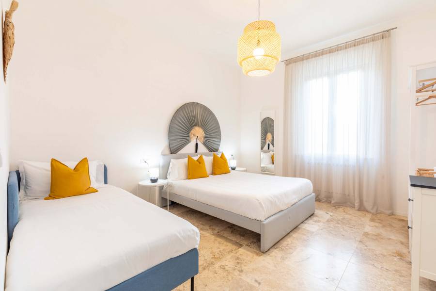 Triple Room Quarzo 450